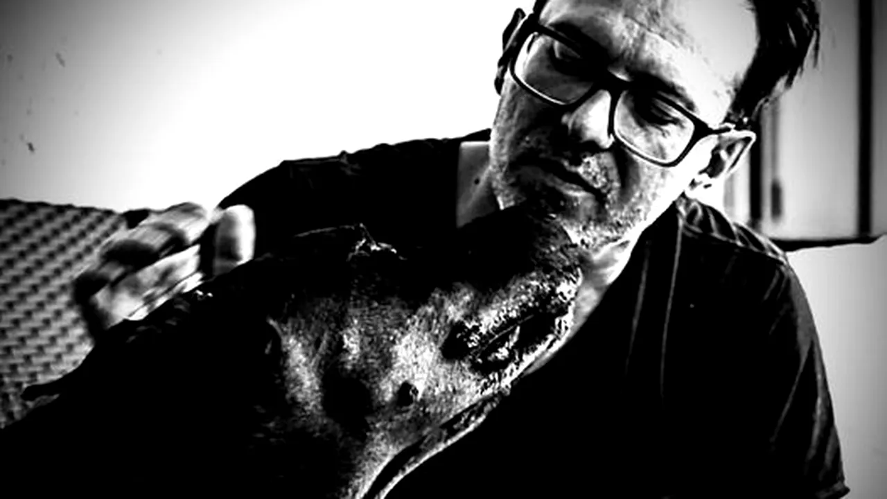 Premierul Florin Cîțu a postat, pe Facebook, o fotografie alături de un câine