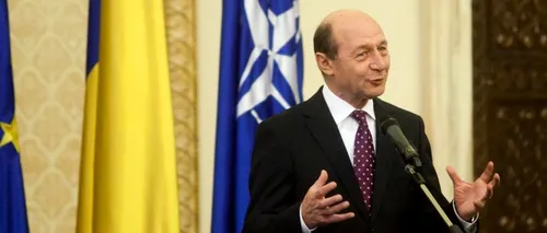 Băsescu: Statutul cadrelor militare trimis de parlament - fie trădare, fie prostie. Prin lege se încearcă punerea sub control politic a generalilor