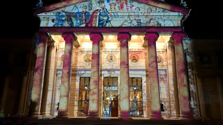 Spectacol de LUMINI pe patru clădiri din Capitală. PROIECȚII ale artiștilor străini 

