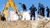 VIDEO – O stâncă a căzut peste un hotel de pe insula Creta: O turistă de 45 de ani a murit / Fiul și soțul ei au scăpat în mod miraculos