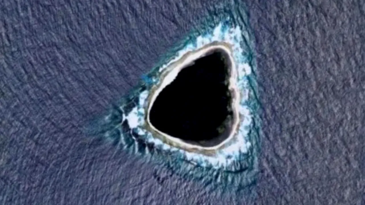 Cercetătorii au crezut că aceasta este o GROAPĂ în ocean. Adevărul este și mai sinistru