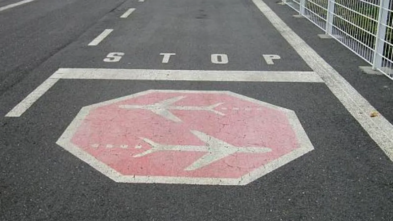 După controlorii de trafic aerian, grevă la căile ferate din Franța