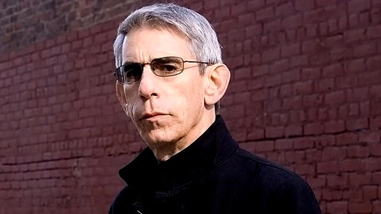 A murit Richard Belzer, actorul care a interpretat rolul detectivului Munch din serialul „Law and Order”. Avea 78 de ani