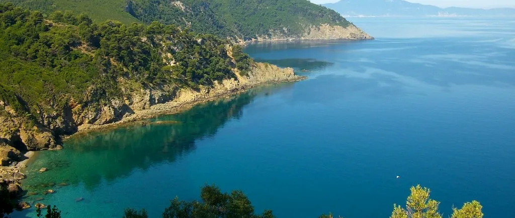 Idee de vacanță: Această insulă necunoscută din Grecia este un PARADIS puțin aglomerat