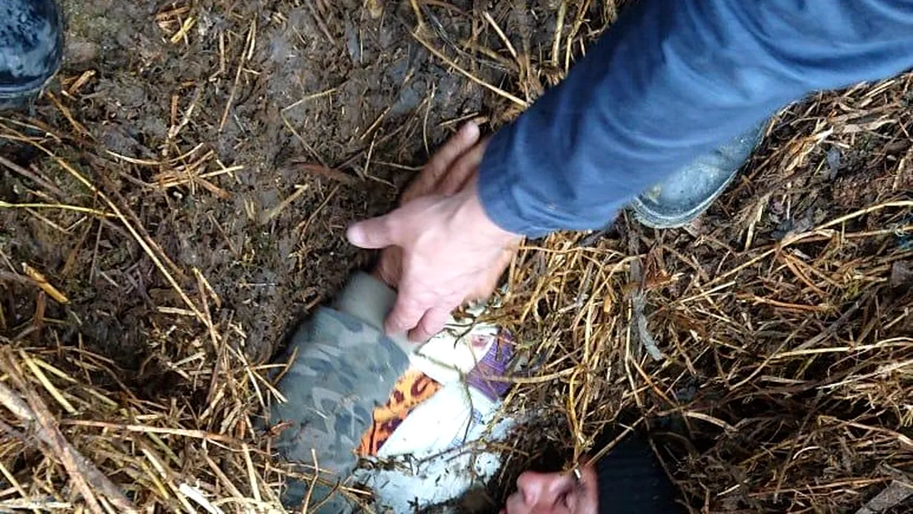 Capturat de Poliție. Un bărbat din Bacău condamnat la închisoare s-a ascuns într-un loc greu de imaginat - FOTO / VIDEO