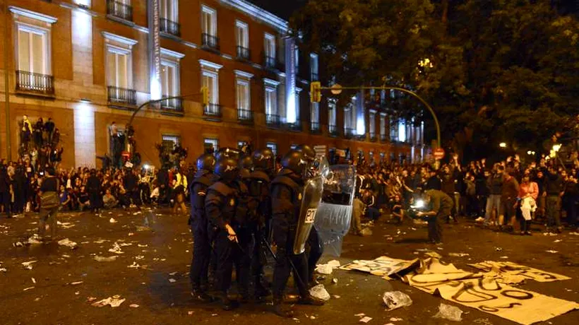 Cel puțin 60 de răniți în urma violențelor dintre manifestanți și poliție la Madrid