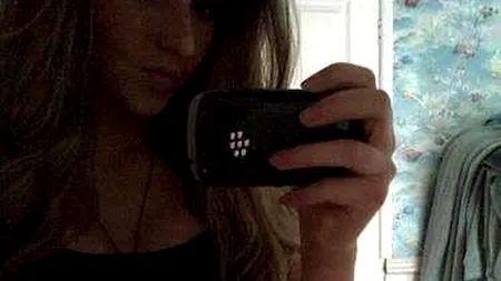 FOTO: De ce niciun băiat nu îndrăznește să se apropie de această tânără de 16 ani