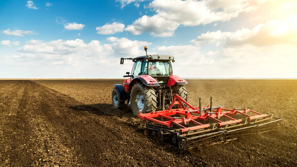 VIDEO | Terenul arabil a ajuns mai scump în România decât în Franța. În ce țară din UE costă un hectar cât un apartament