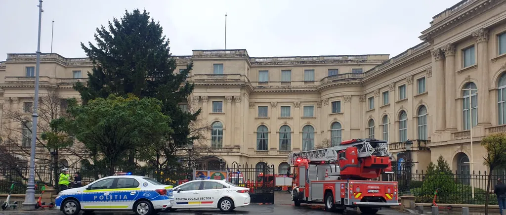 Incendiu la Palatul Regal! 150 de persoane au fost evacuate. Pompierii au intervenit de urgență. Eveniment de amploare, cu numai câteva ore înainte ca locul să ia foc