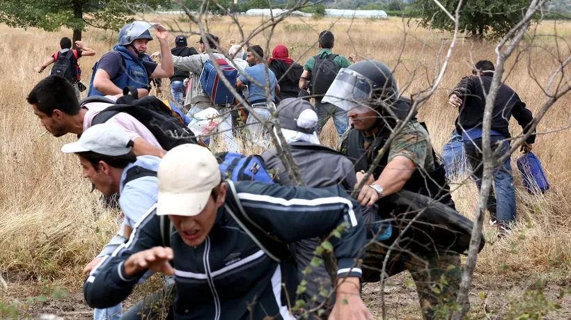 Lupte între refugiați și poliție la granița dintre Grecia și Macedonia
