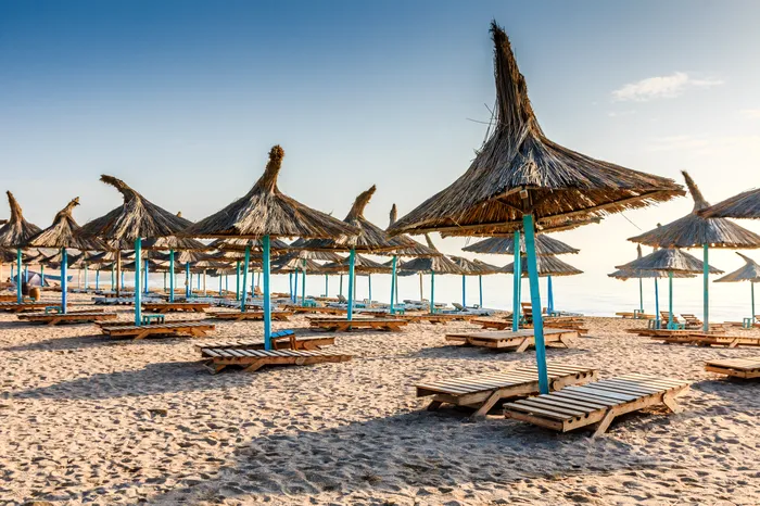 „Superofertă” pentru litoralul de toamnă: turiștii, ademeniți cu ciorbe gratis şi reduceri de 30%