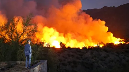 Incendiu periculos în Arizona, după prăbușirea unui avion de vânătoare F-16