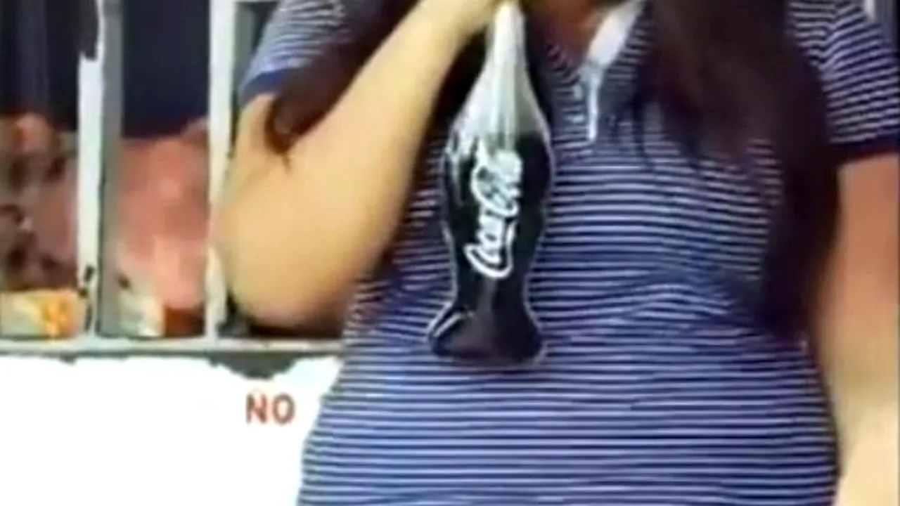 Țările în care a apărut Coca-Cola LA PUNGĂ. VIDEO