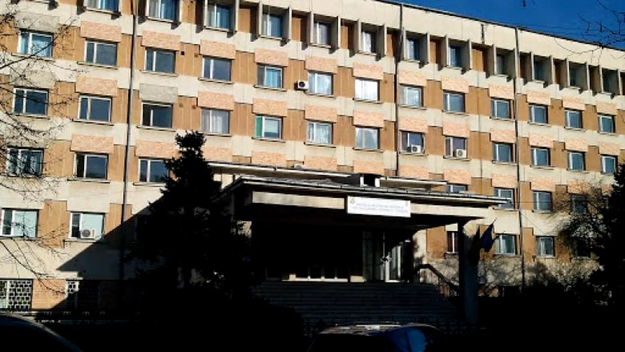 SURSE: Un medic de la Spitalul Militar Focșani ar fi ascuns că fiul său s-a întors din Italia! 32 de cadre medicale suspecte de COVID-19 (DECLARAȚII EXCLUSIVE)