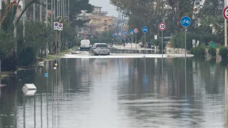 Intemperii în Italia: Toscana și Liguria, lovite de INUNDAȚII, copaci prăbușiți și alunecări de pământ