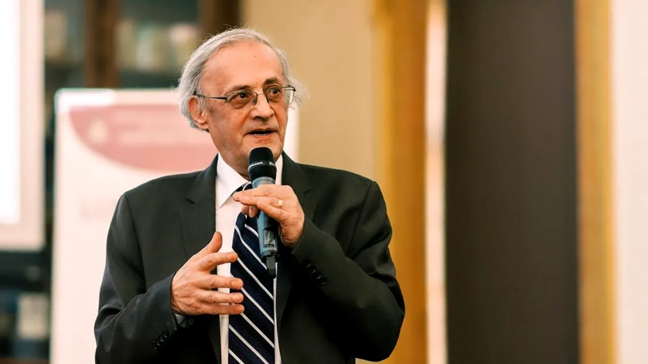 REACȚIE. Fostul președinte al Colegiului Medicilor din România: Termoscanarea este degeaba, pentru că 90% dintre bolnavi sunt asimptomatici. Gradual putem să ajungem la o dictatură