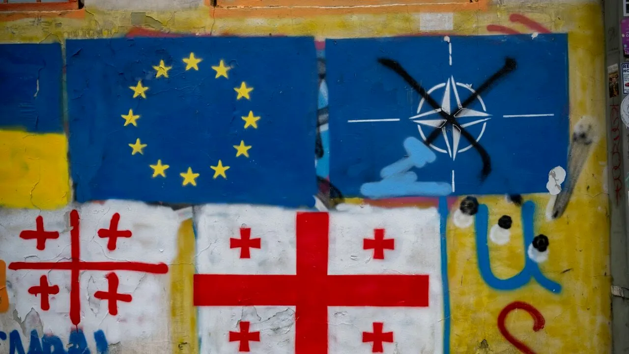 Nisipuri mișcătoare în Georgia. Visul Georgian strânge șurubul, crește apatia publică, opoziția nu are o strategie unificată. „Și-a demoralizat susținătorii”