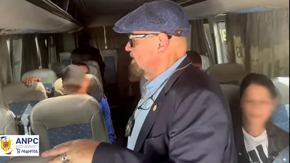 Piedone nu se joacă. Pentru că n-au respectat condițiile impuse, ANPC a închis firma de maxi-taxi „Mototolea Com Serv”
