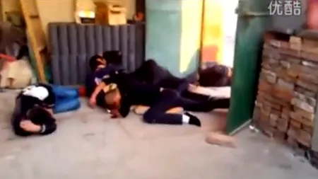 VIDEO viral. Reacția unui maestru kung-fu în timpul unei evacuări forțate