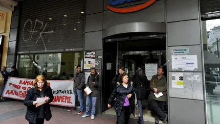 Salariile din sectorul privat elen sunt mai mici cu până la 58% decât cele din sectorul public