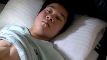 Bărbatul cu una dintre cele mai rare boli din lume a fost operat. 