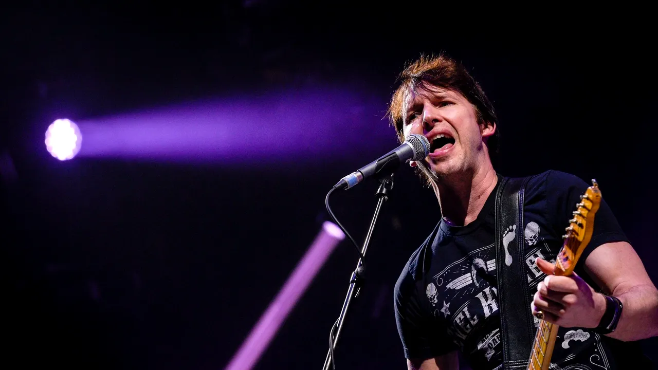 CERBUL DE AUR 2018. James Blunt, Amy Macdonald și Edvin Marton, printre invitații care vor susține recitaluri. Festivalul va fi prezentat de Mădălina Ghenea și un actor de telenovele