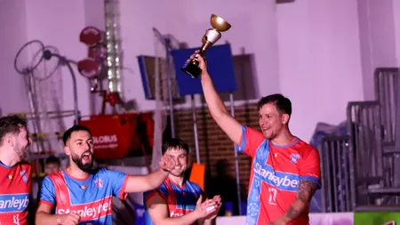 Performanță ISTORICĂ. Voleibaliștii Stelei le-au prezentat fanilor Cupa Balcanică