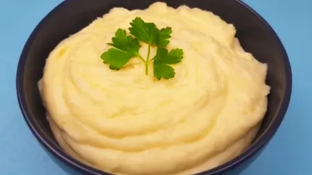 Rețeta pentru cel mai bun piure de POST. Cu ce înlocuim untul pentru un gust delicios