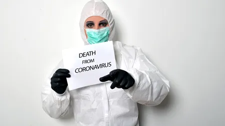 Medic, mesaj pentru demonstranți: „Să pună în balanță masca și sufocarea, un mod îngrozitor de a muri”