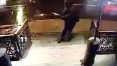 Statul Islamic a revendicat atacul terorist din Istanbul. 8 persoane arestate, atacatorul este încă liber. UPDATE