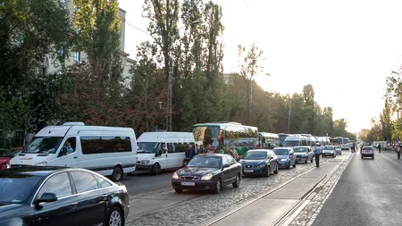 Primăria Capitalei va DECONTA COMBUSTIBIL de până la 500 lei/lună. Care sunt CONDIȚIILE pentru a beneficia de voucher