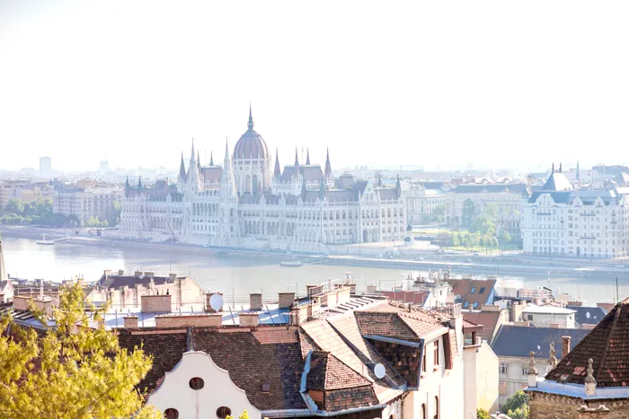 Orașul european în care 8 din 10 turiști sunt români. Trecerea graniței e mai facilă, după intrarea în Schengen. „E scris în limba română peste tot”