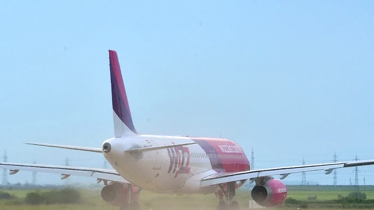 Cursă aeriană Londra - Cluj, redirecționată la Târgu Mureș din cauza unei furtuni