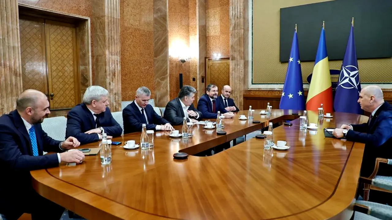 Grevă fără precedent în peste 1.300 de comune, împotriva măsurilor lui Bolojan. Sute de primari vin marți la București pentru a discuta cu premierul