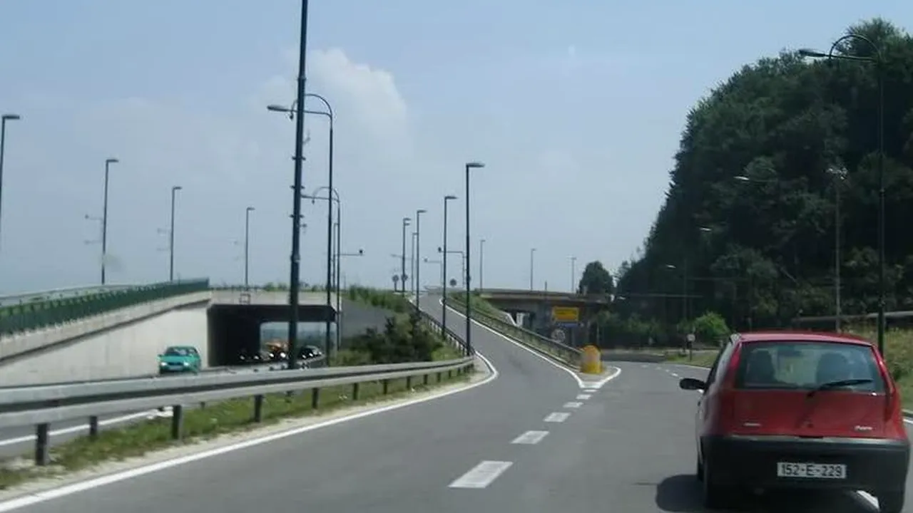 O camionetă care transporta material radioactiv s-a răsturnat în Bosnia. Reacția autorităților