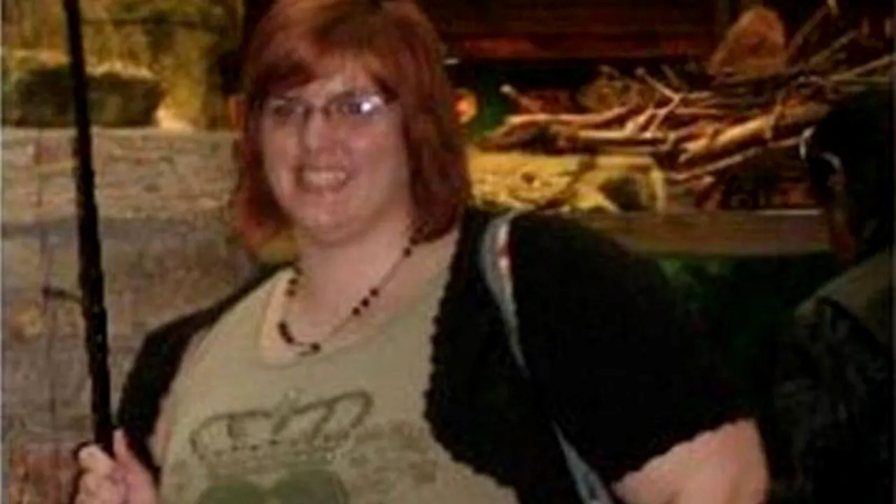 Transformarea impresionantă a unei tinere de 28 de ani. 