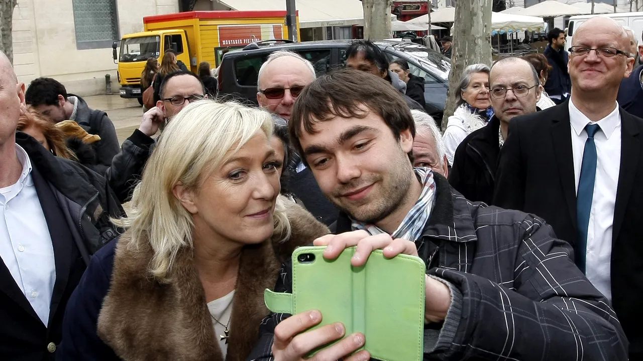 Alegeri istorice în Franța. Extrema dreaptă condusă de Marine Le Pen, pe cale să înregistreze un succes electoral fără precedent
