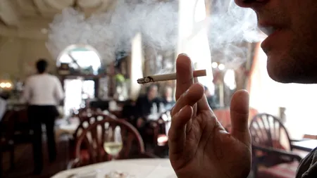 Este OFICIAL: data de la care este interzis să fumezi în spațiile publice închise