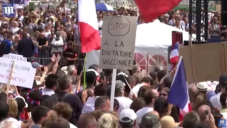 Proteste de amploare în Italia și Franța împotriva permisiului COVID. „Stop dictatorii vaccinării!” - VIDEO