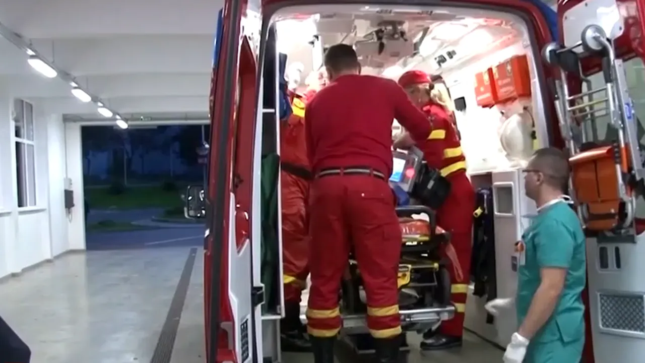 Un adolescent de 14 din Suceava si a riscat viața pentru un selfie pe tren. Acum este în COMĂ la spital