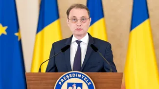 La ora 19:00, Luca Niculescu anunță, în direct la Observator, că este „în proces de depunere” a programului de guvernare. De ce întârzie