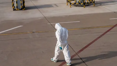 Franţa reduce la 3 luni termenul pentru administrarea dozei booster și înăspreşte măsurile anti-COVID