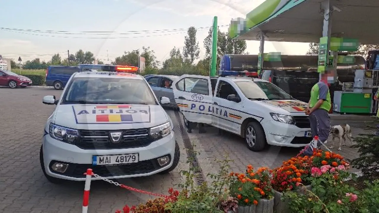 Bebeluș abandonat în toaleta unei benzinării din Satu Mare. Cine e mama copilului și cum a fost prinsă