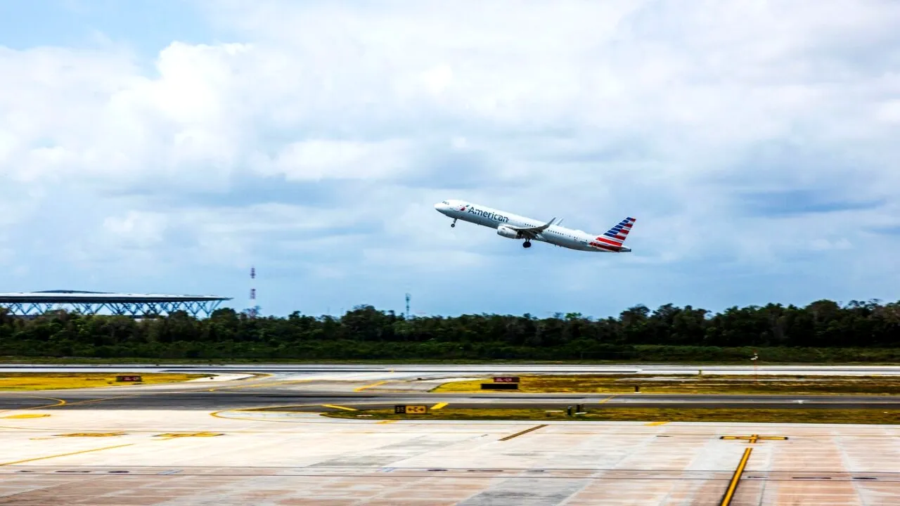 Mii de curse aeriene, suspendate din cauza unei DEFECȚIUNI /„Ne confruntăm cu o problemă tehnică la toate zborurile”