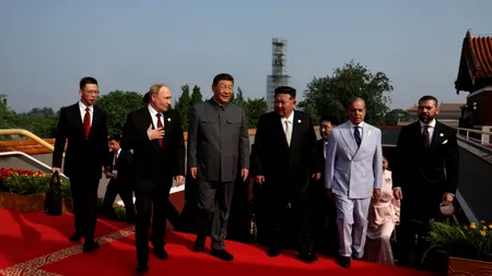 Süddeutsche Zeitung: Parada de la Beijing a fost MILITARISM pur, sub zâmbetele reci ale despoților /Care este efectul neintenționat al evenimentului