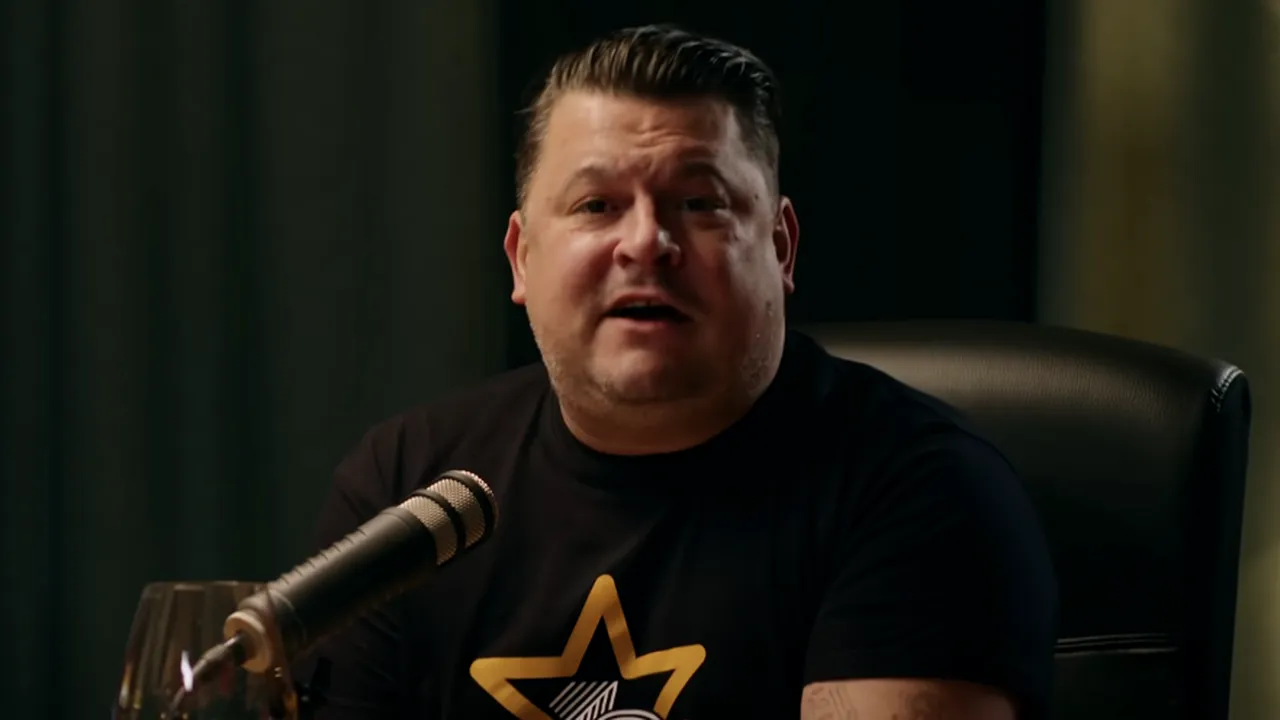 Cine este și cum arată soția lui Mihai Bobonete din Las Fierbinți: „Mă ține veșnic îndrăgostit”