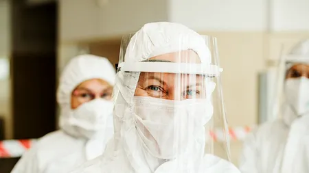 Autoritățile ruse dau vina pe „nihilism” pentru noua explozie de cazuri de Covid din Rusia