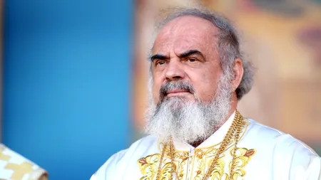 Patriarhul Daniel le cere iertare tinerilor pentru „cuvintele insuficient de lămuritoare
