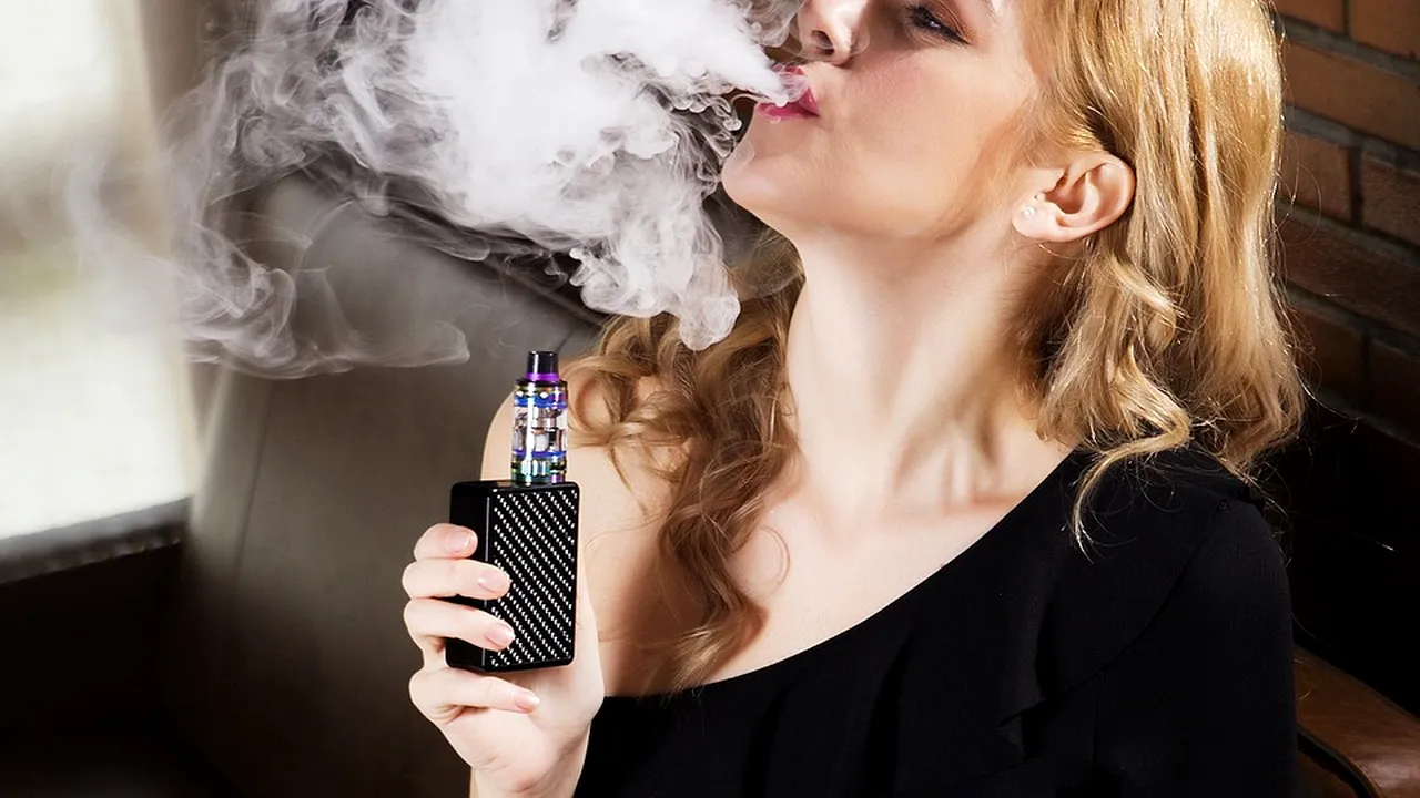 Magazine de țigări electronice în spitale. Ce țară adoptă măsura controversată