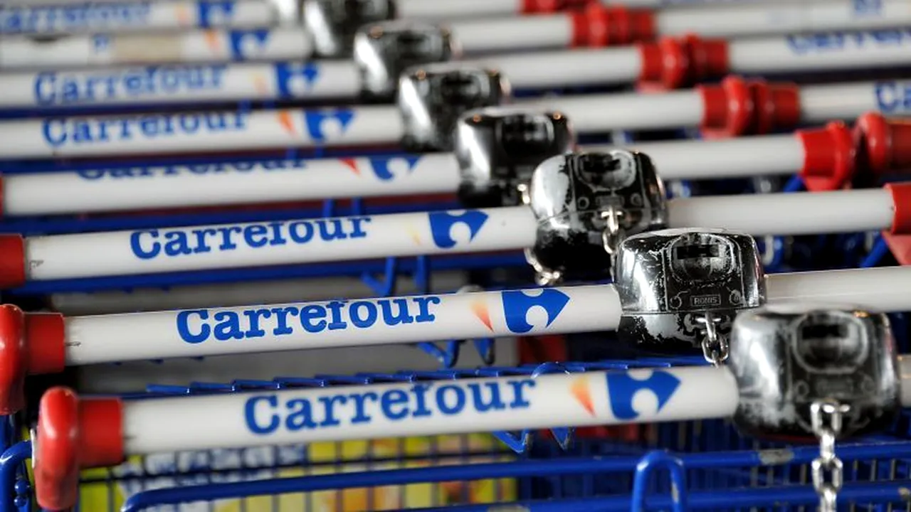 CARREFOUR SE RETRAGE din Grecia, ca răspuns la 